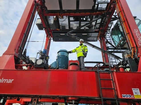 Kalmar KMS Reima Reinvall Stradin päällä