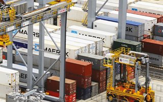 Kalmar provides the automated heart of DP World London Gateway